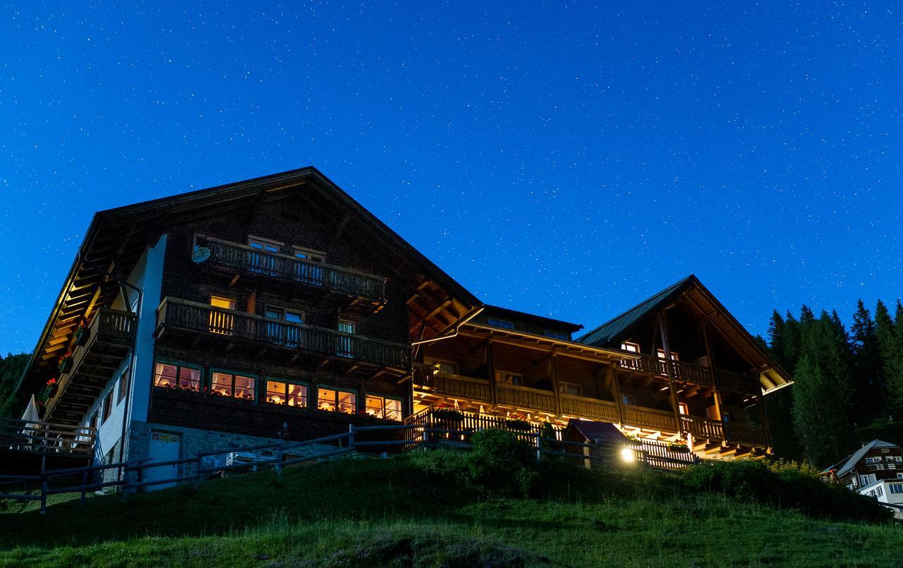 Sattleggers Alpenhof & Feriensternwarte 호텔 그레이펜버그 외부 사진