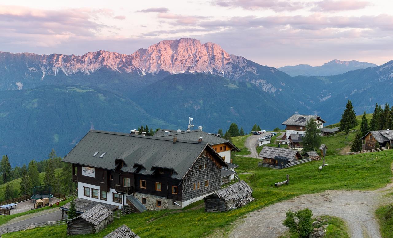 Sattleggers Alpenhof & Feriensternwarte 호텔 그레이펜버그 외부 사진